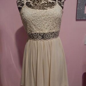 Daisy Shoppe Cream Lace Bodice Dress Size Medium